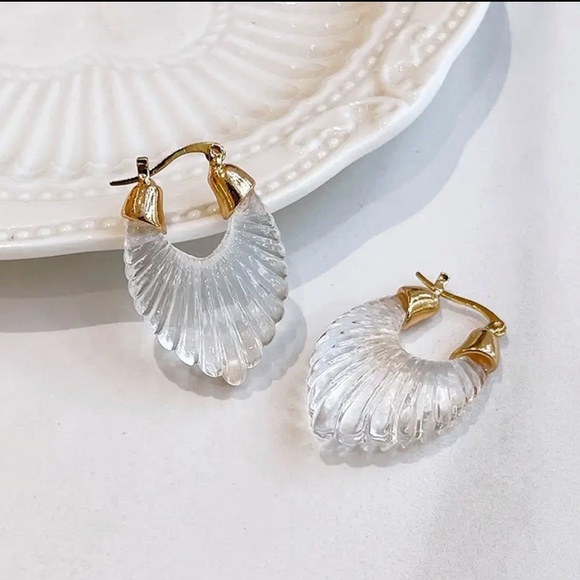 Arctic Clear Vintage Hoops Gold Plated Transparent Loop New NWOT - Picture 1 of 14